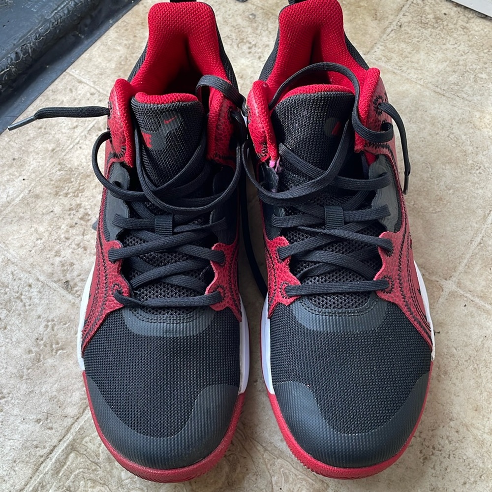 Men’s Jordan shoes excellent condition